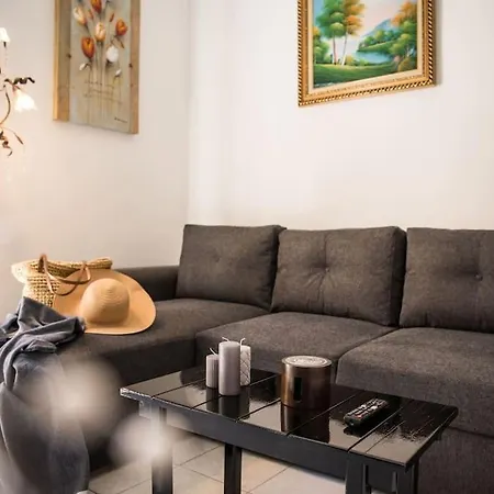Dean At Apartment Zakynthos Town